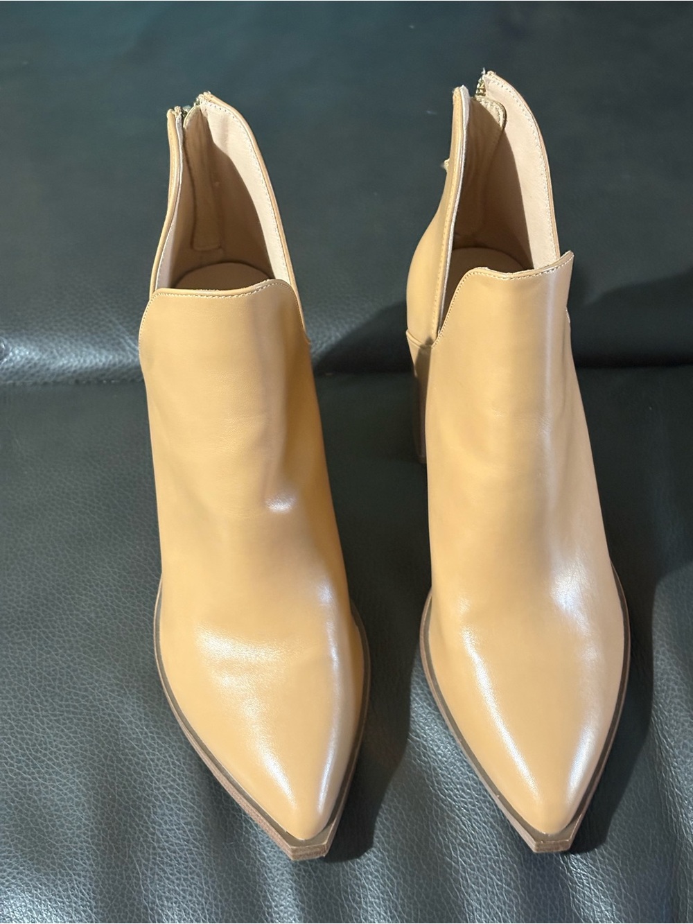 Chic Nude Tan Deep V-Cut Ankle Booties | Size 8.5 Like New